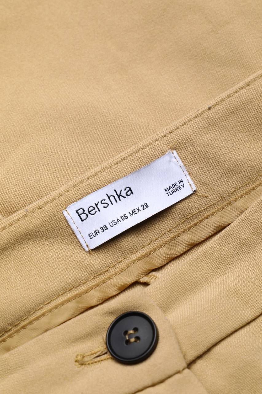 Carou Bershka High Waist-Bundfaltenhose