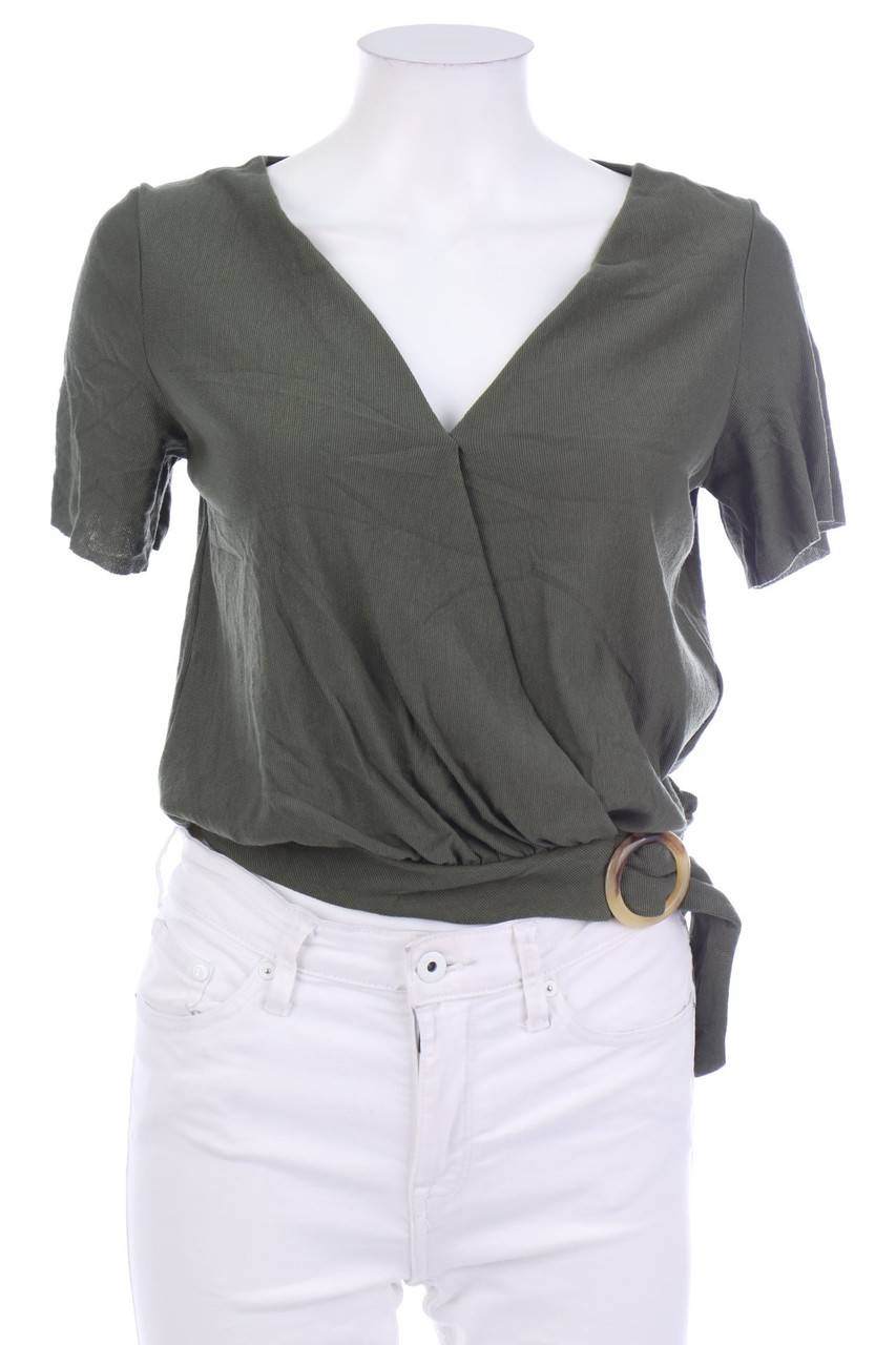 Carou Bershka Kurzarm-Shirt