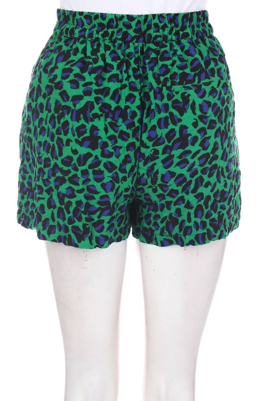 Carou Bershka Shorts Mit Animal-Print