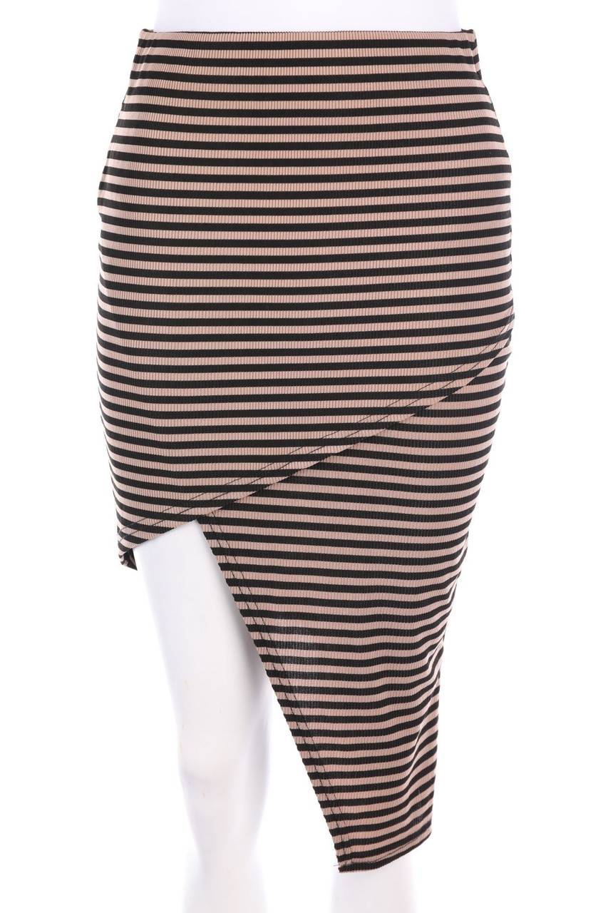 Carou Boohoo Minirock mit asymmetrischem Schnitt