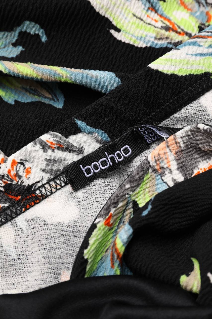 Carou Boohoo Playsuit Mit Blumen-Print