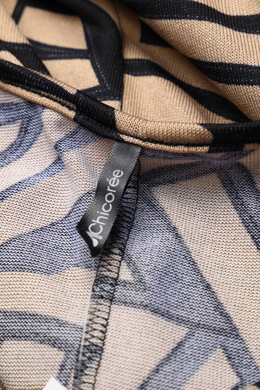 Carou Chicorée Batwing-Shirt Mit Geo-Print