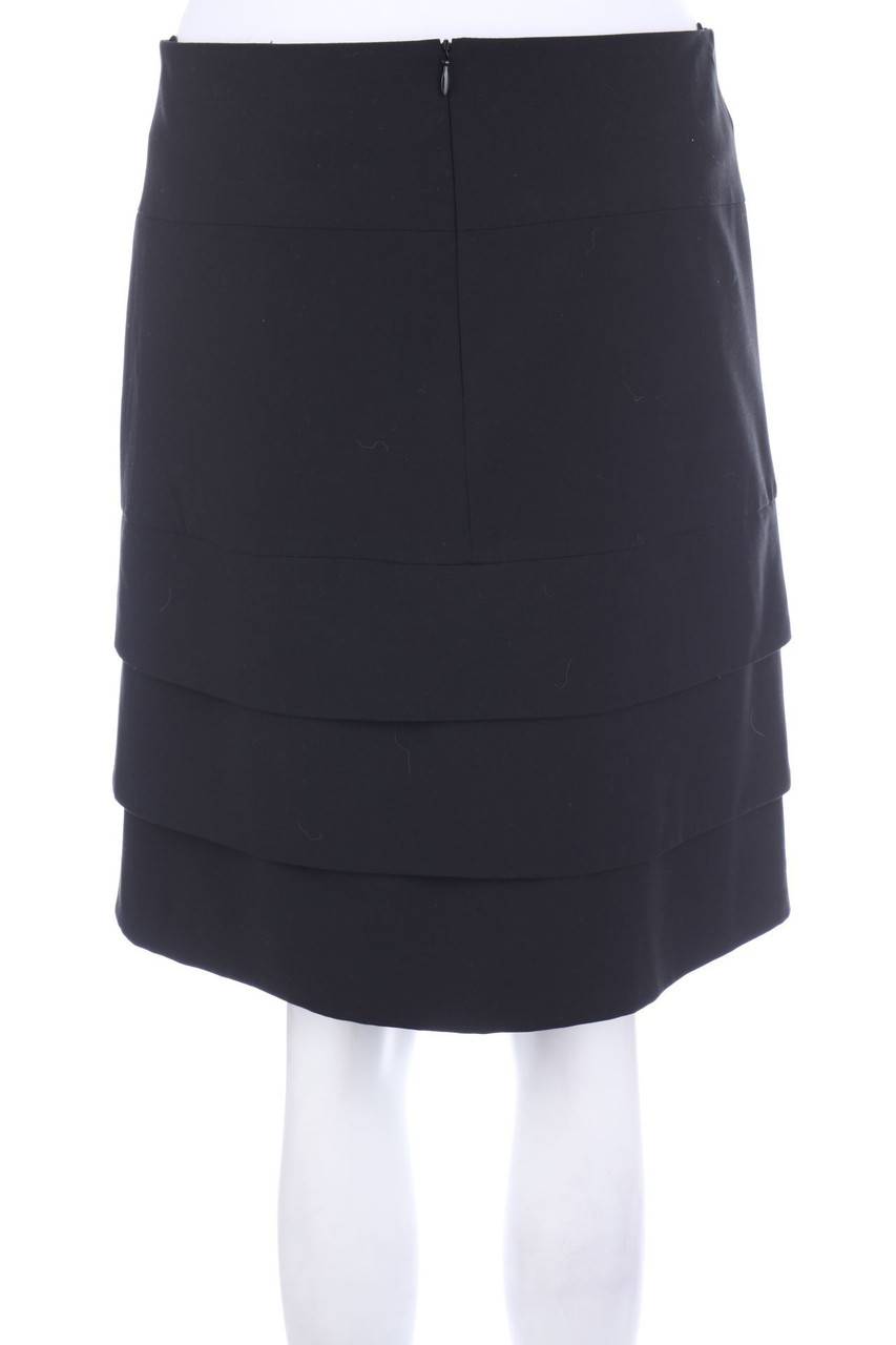 Carou Comma Business-Rock