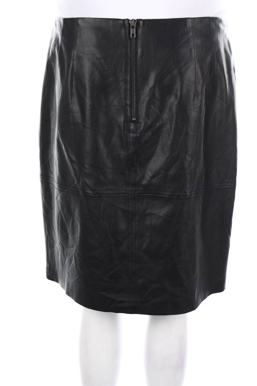 Carou Comma Faux Leather-Rock