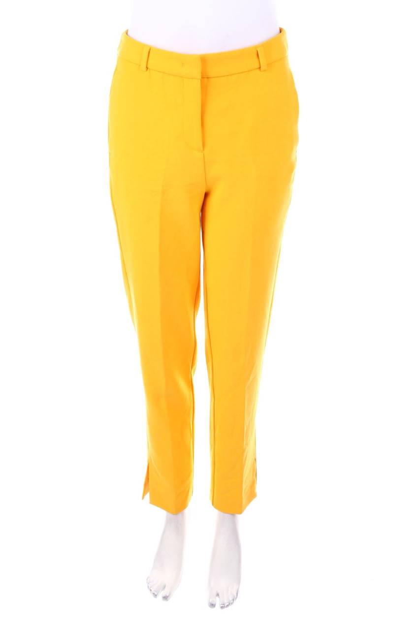 Carou comma Hose