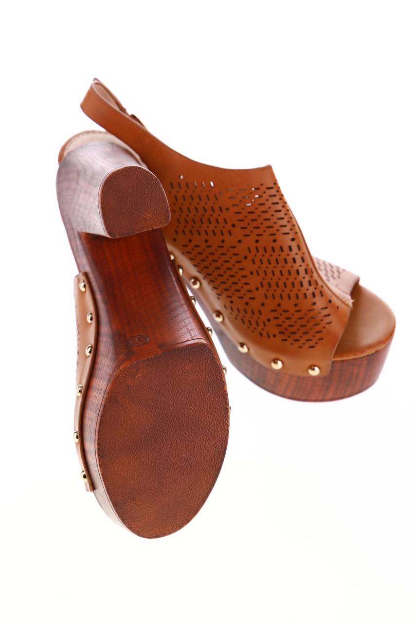 Carou Fersini Slingback-Pumps Mit Cut-outs