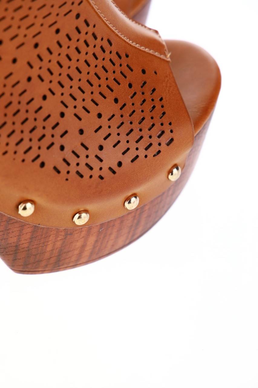 Carou Fersini Slingback-Pumps Mit Cut-outs