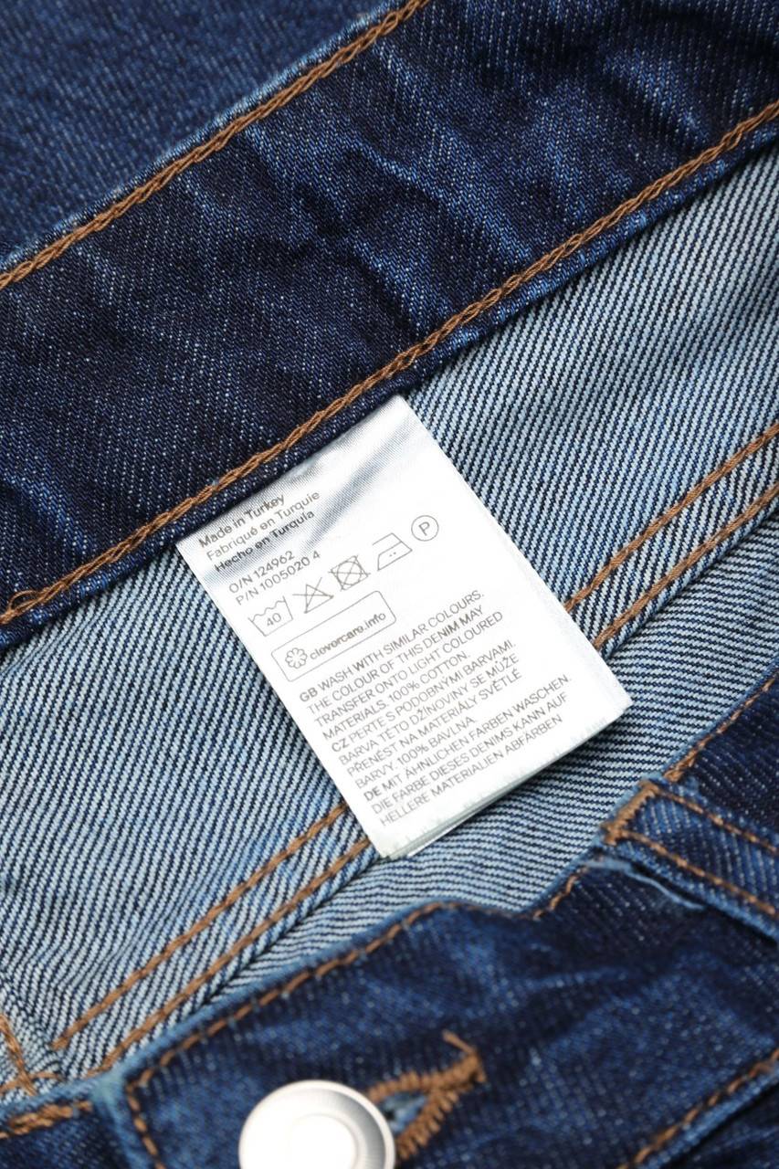 Carou H&M Dark Denim Boyfriend-Jeans