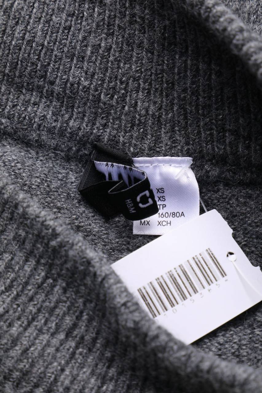 Carou H&M DIVIDED Carmen-Strick-Pullover