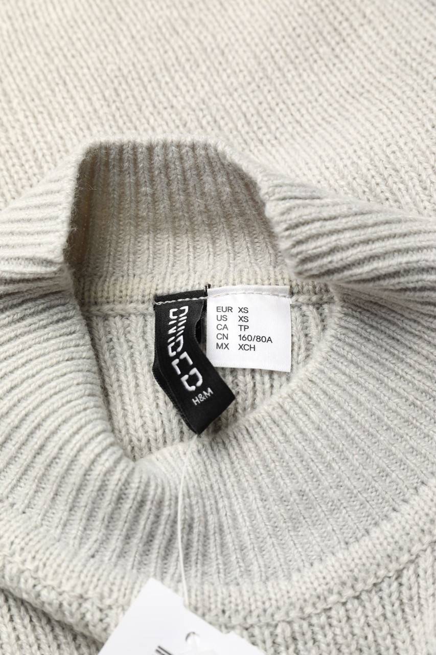 Carou H&M DIVIDED Cold-Shoulder-Strick-Pullover