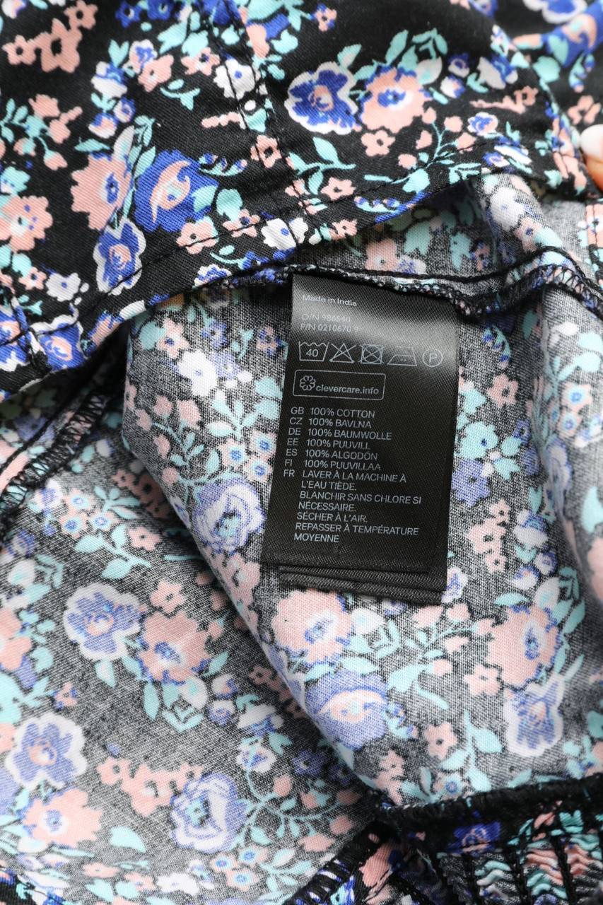 Carou H&M DIVIDED Crop-Top Mit Blumen-Print