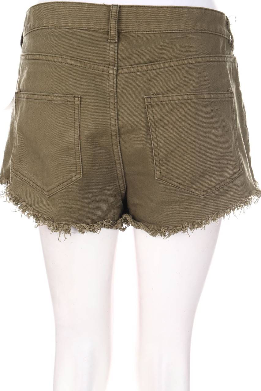 Carou H&M DIVIDED Distressed Jeans-Shorts