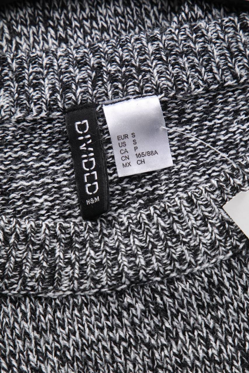Carou H&M DIVIDED Strick-Pullover