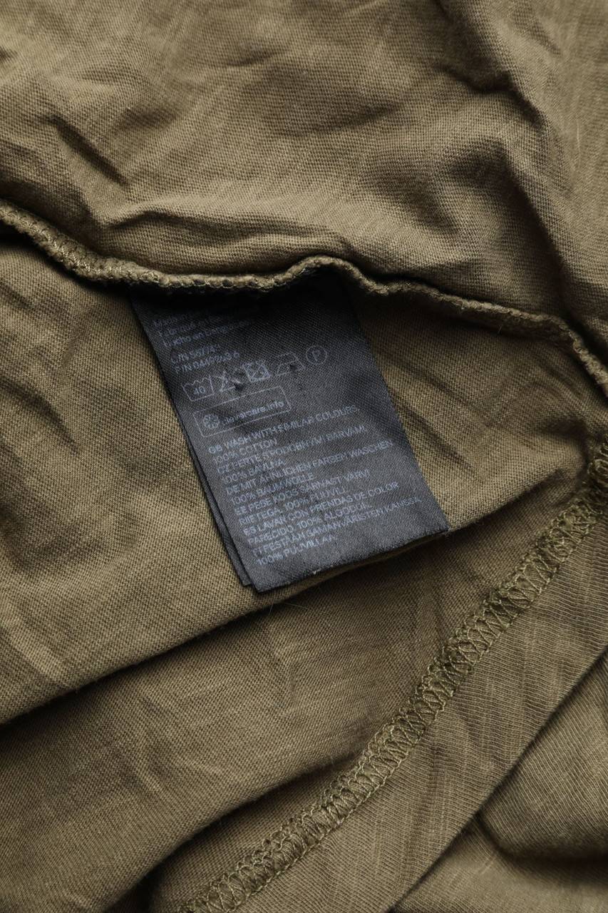 Carou H&M DIVIDED T-Shirt