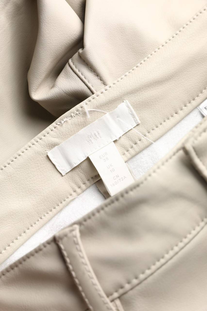 Carou H&M Kunstleder-Hose