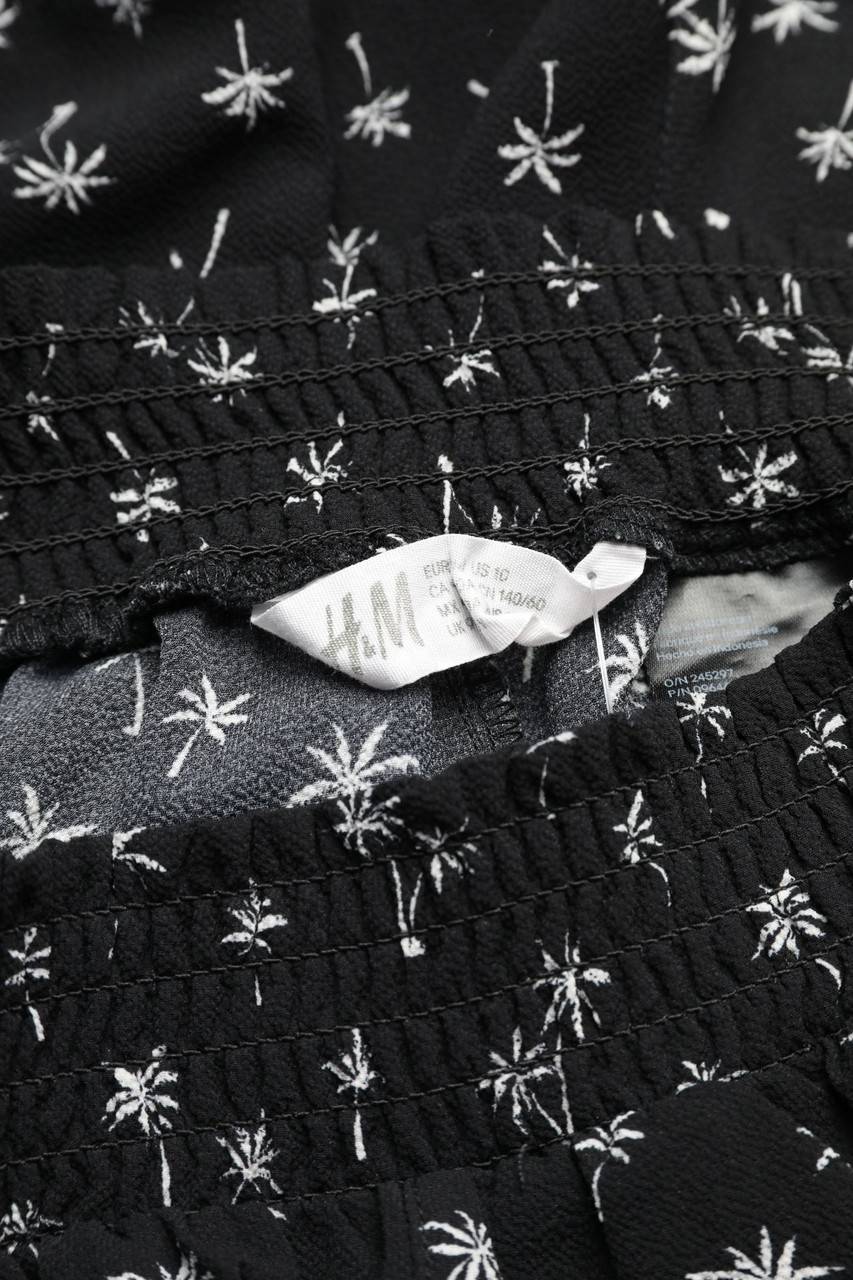 Carou H&M Shorts Mit Tropical Print