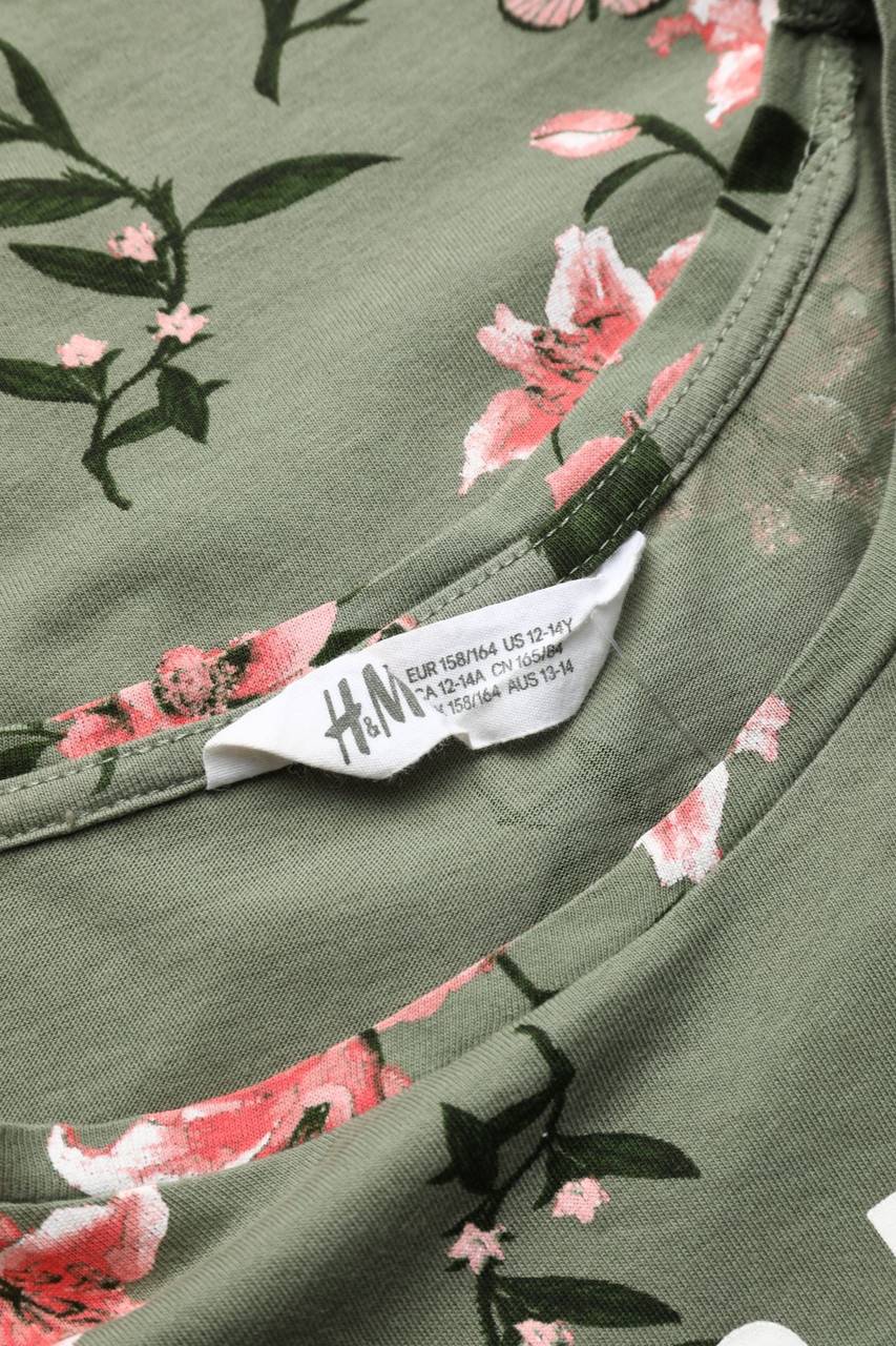 Carou H&M T-Shirt Mit Blumen-Print