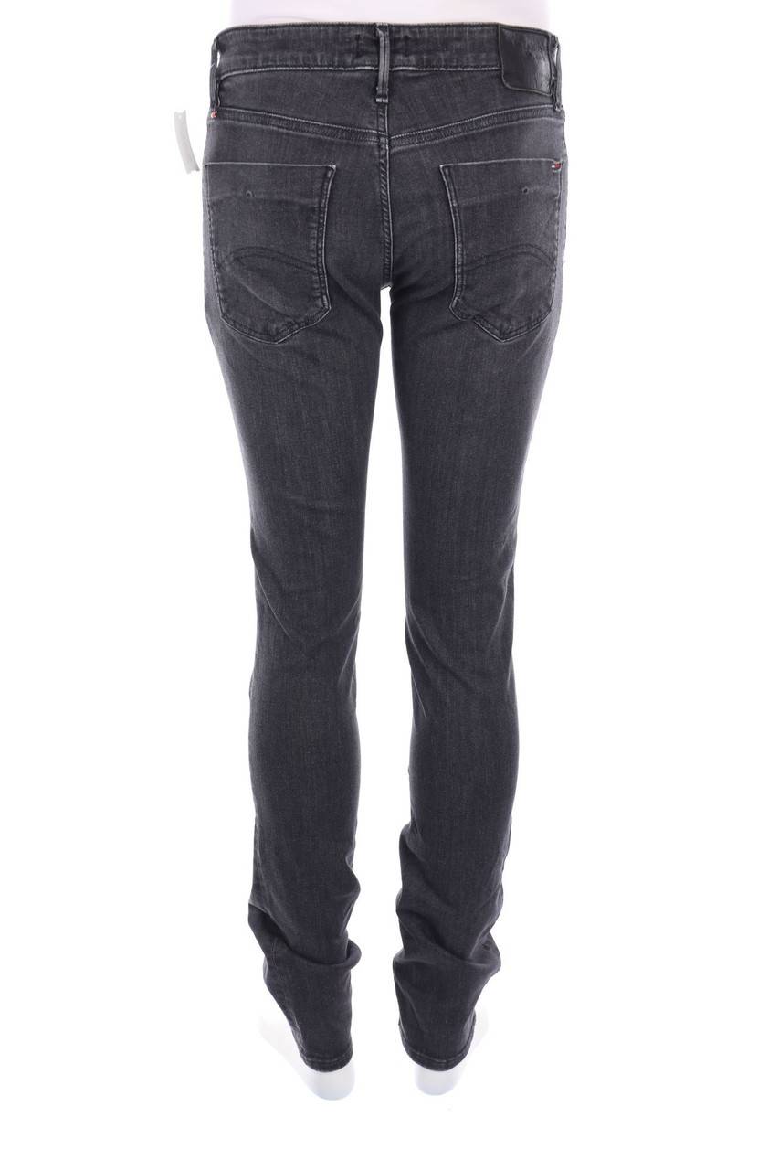 Carou Hilfiger Denim Slim Jeans Mit Logo-Badge