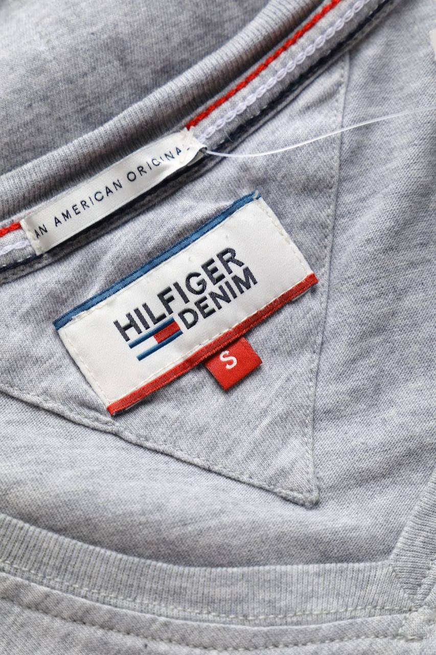 Carou Hilfiger Denim T-Shirt Mit Logo-Stickerei