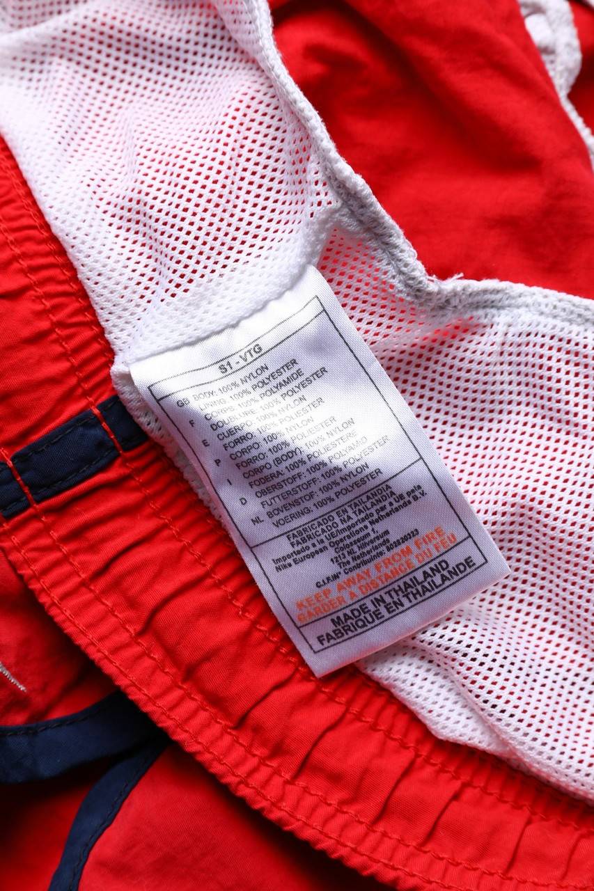 Carou NIKE Shorts Mit Logo-Stickerei