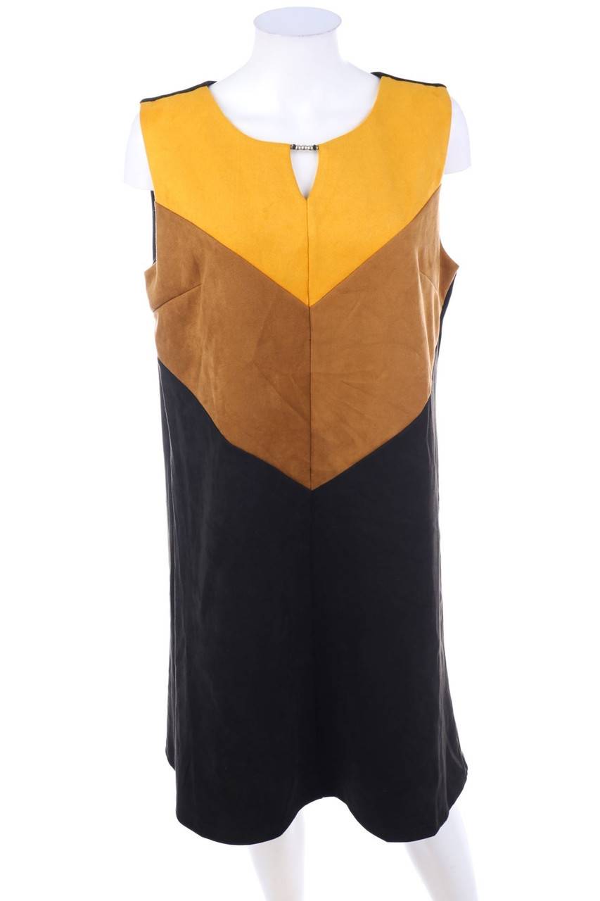 Carou Ohne Label Kleid aus Kunstleder im 70s-Style
