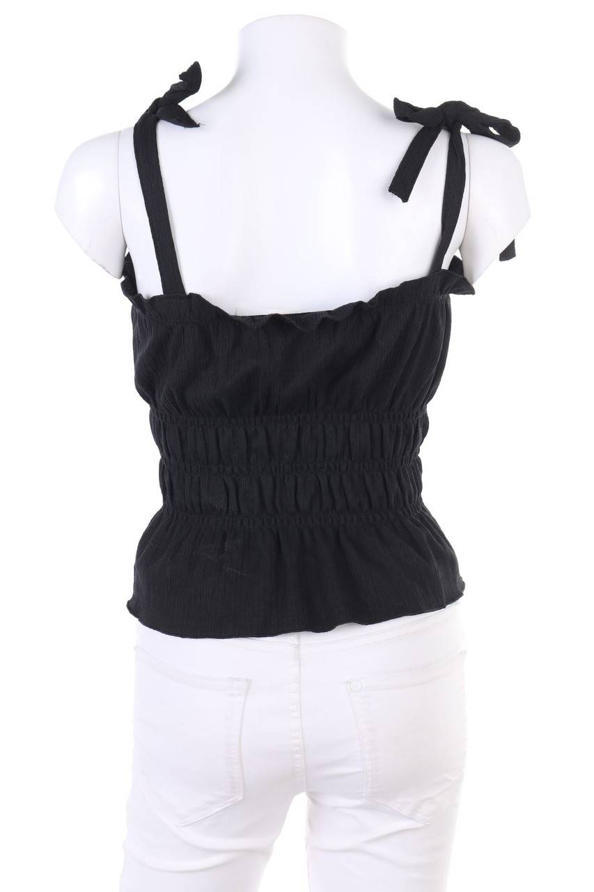 Carou Ohne Label Top Mit Smok-Details Mit Schleife