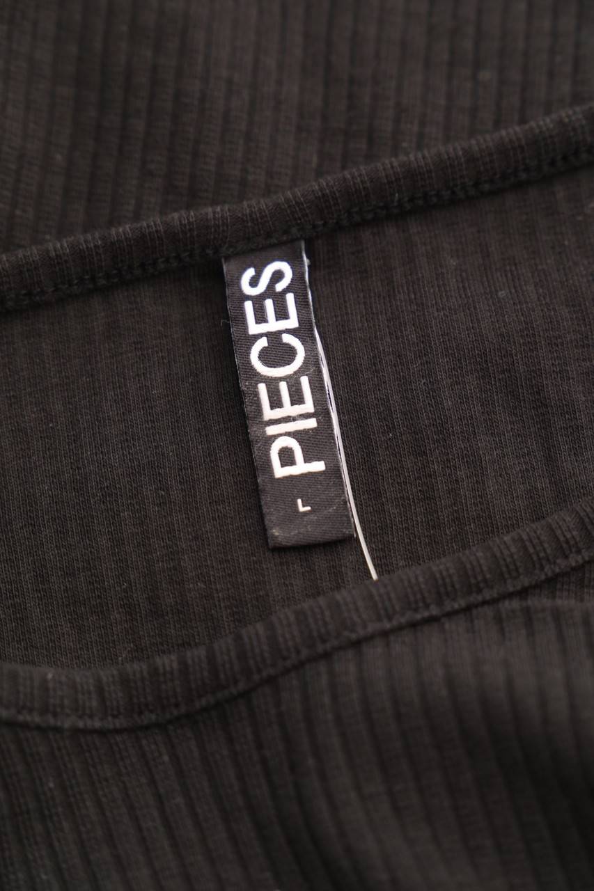 Carou Pieces Crop-Top