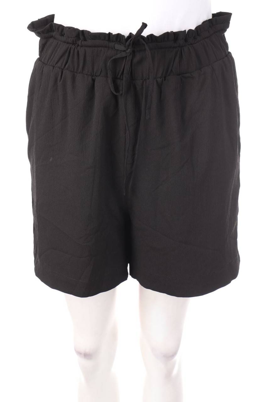 Carou pieces Shorts mit Rüschen