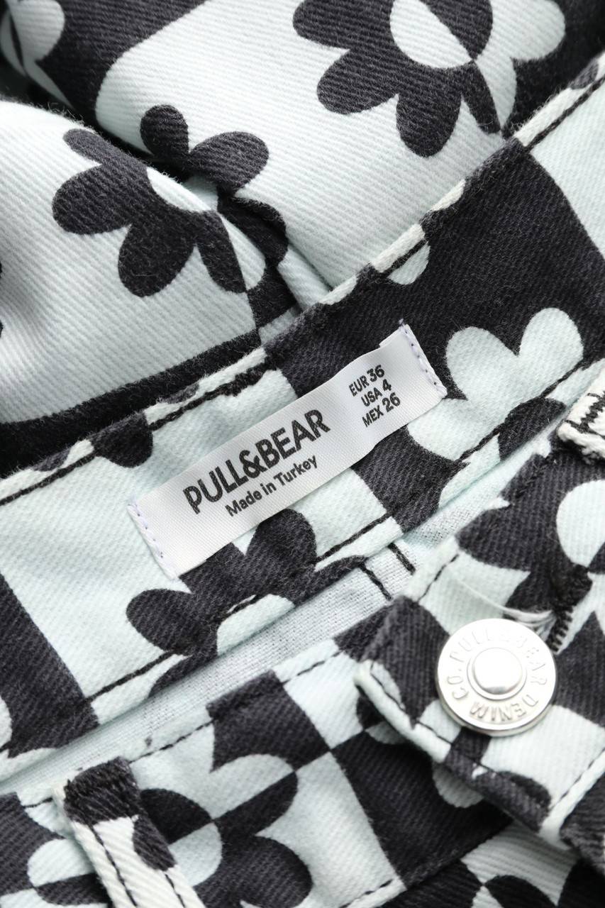 Carou PULL&BEAR Mom-Jeans Mit Print