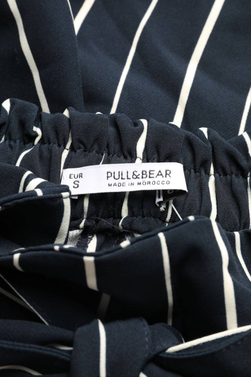Carou PULL&BEAR Paperbag-Hotpants Mit Streifen
