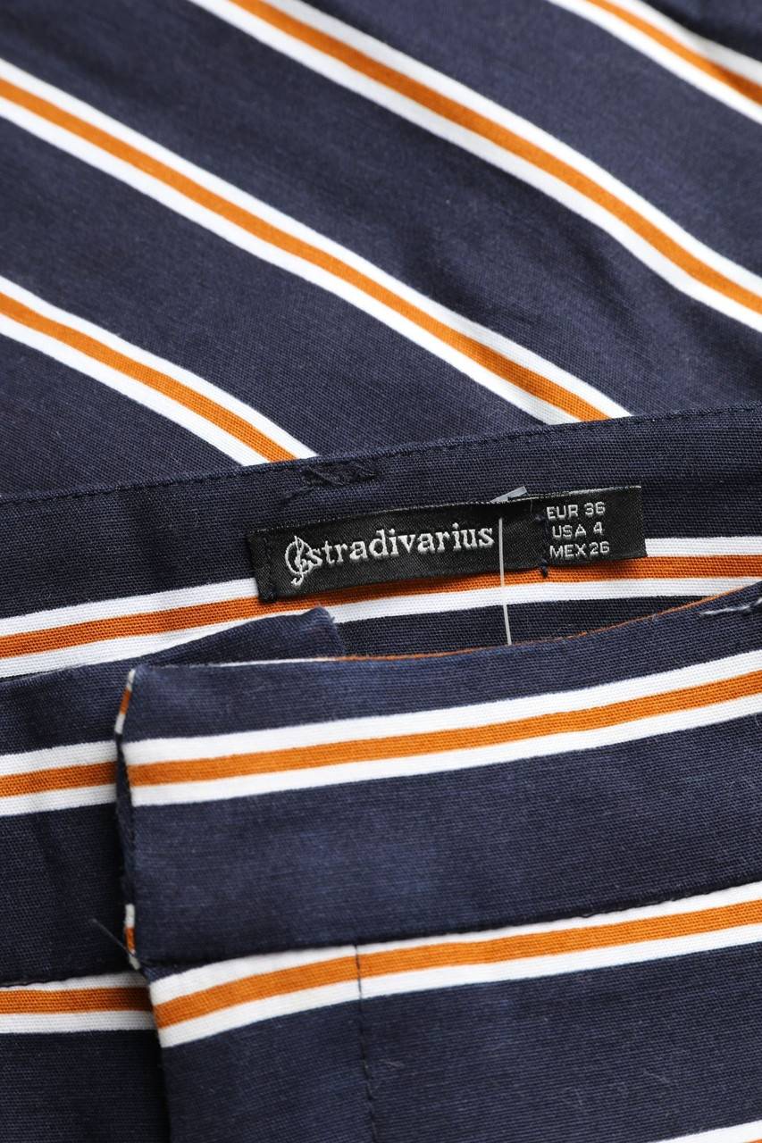 Carou Stradivarius High Waist-Shorts Mit Streifen