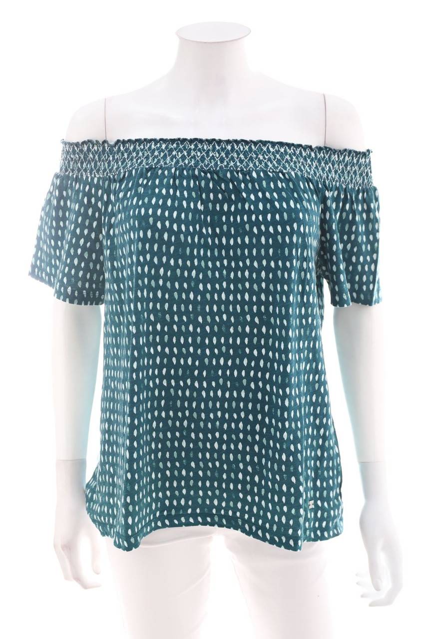 Carou Street One Shirt