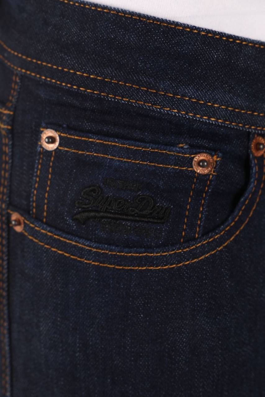 Carou Superdry Slim Jeans Mit Logo-Patch