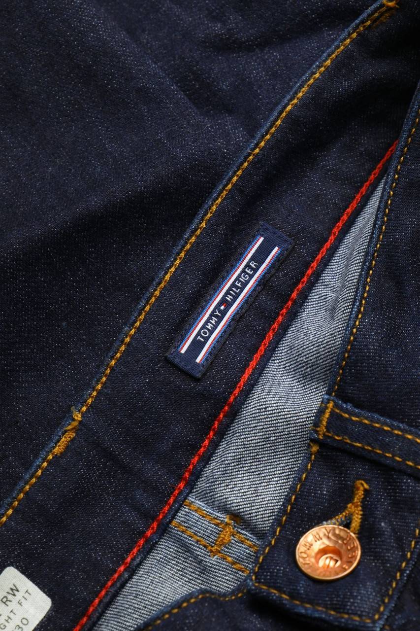 Carou TOMMY HILFIGER Dark Denim Straight Cut Jeans