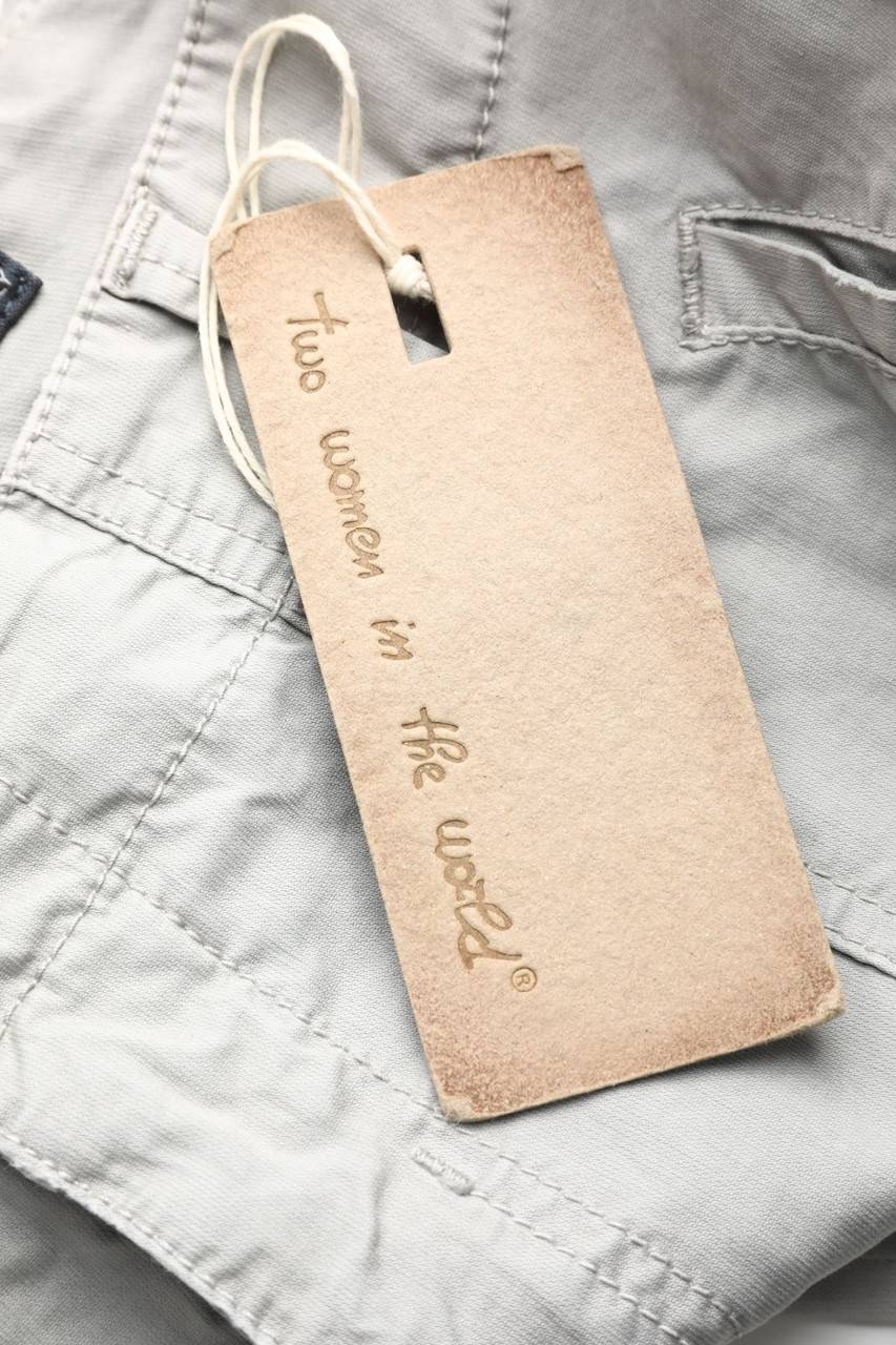 Carou Two Women In The World Cargo-Hose