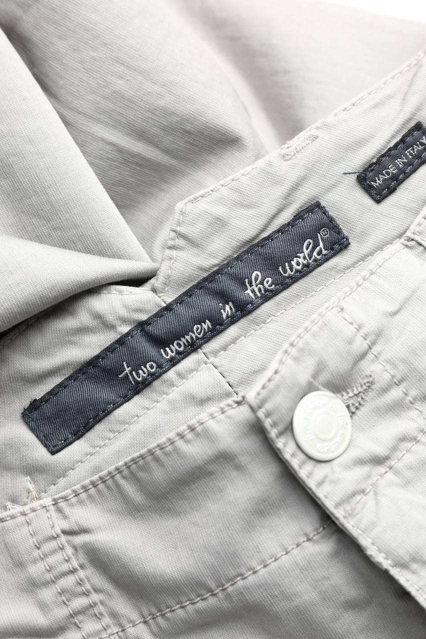 Carou Two Women In The World Cargo-Hose