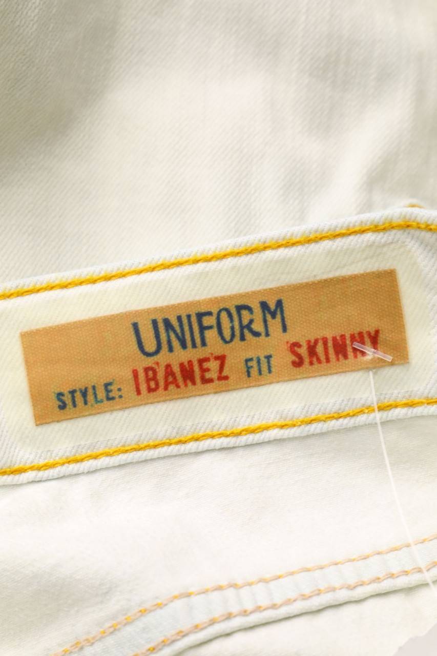 Carou UNIFORM Distressed Straight Cut Jeans