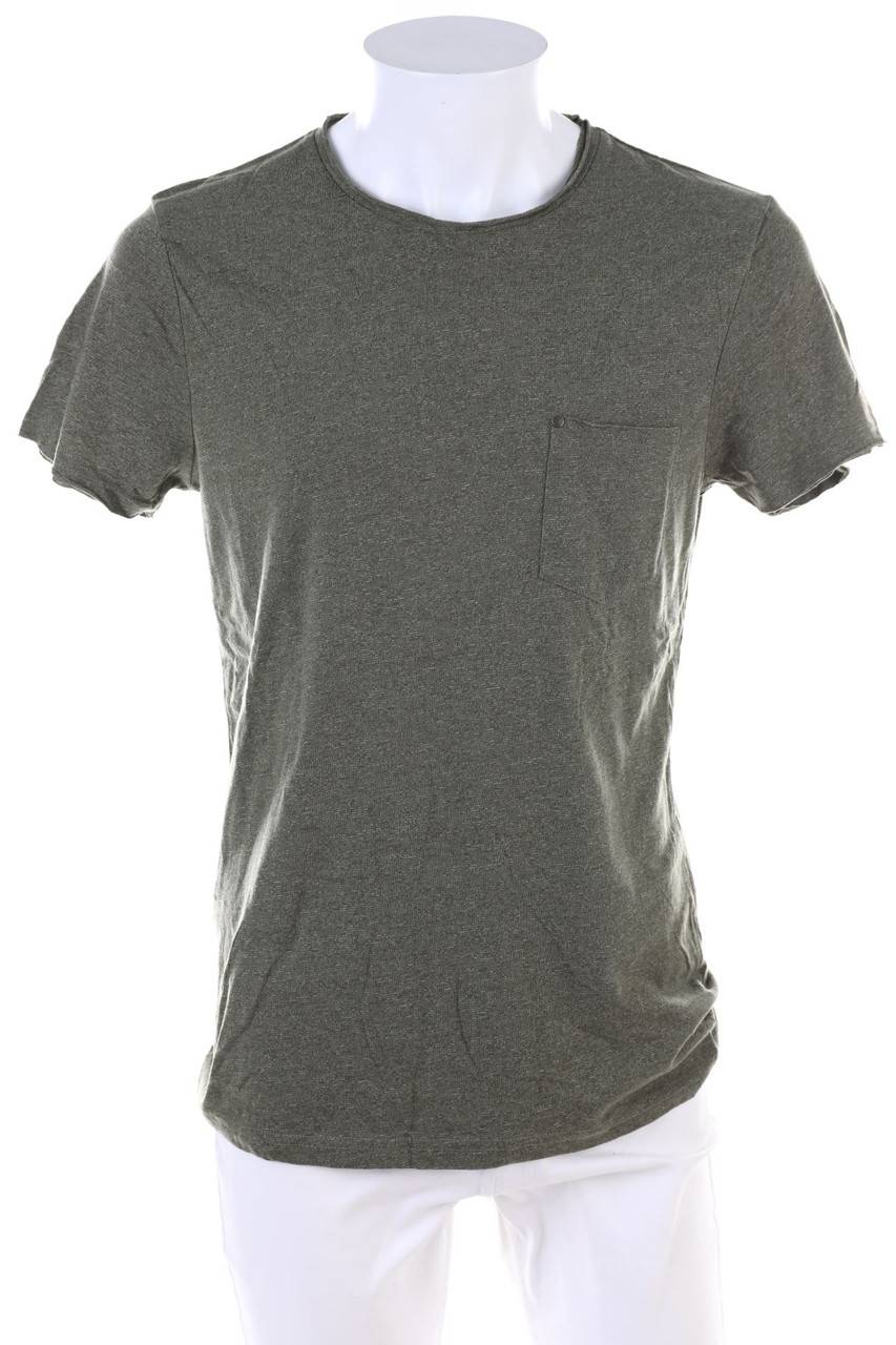 Carou YES OR NO T-Shirt