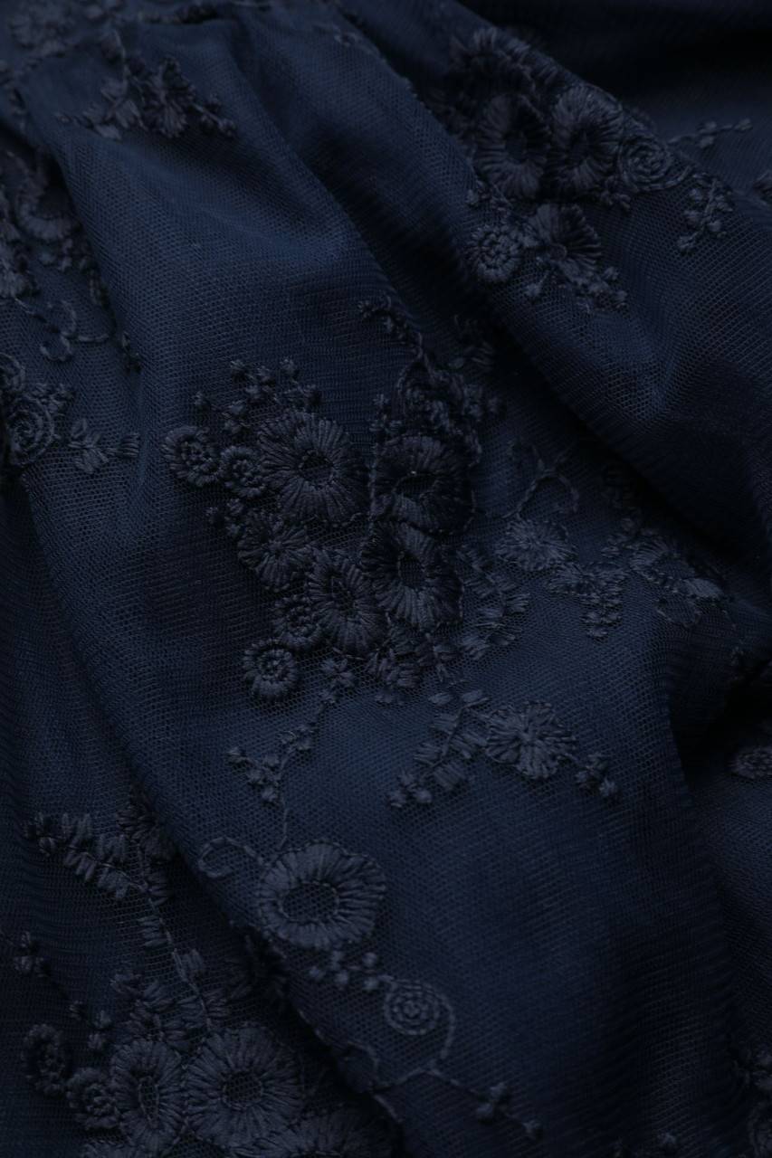 Carou YIGGA Spitzen-Kleid Mit Stickereien