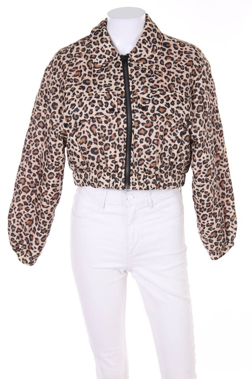 Carou ZARA Cropped-wattierte Jacke mit Leo-Print