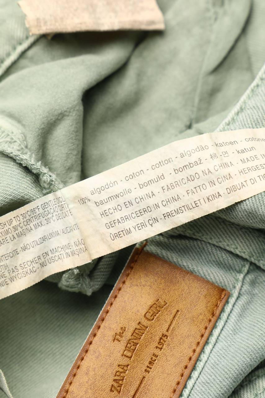 Carou ZARA Destroyed-Shorts Mit Stickereien