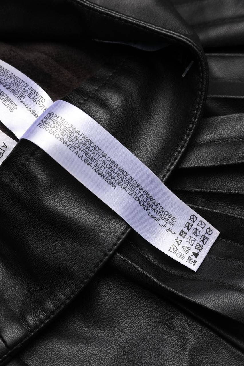 Carou ZARA Falten-Faux Leather-Rock Mit Knöpfen