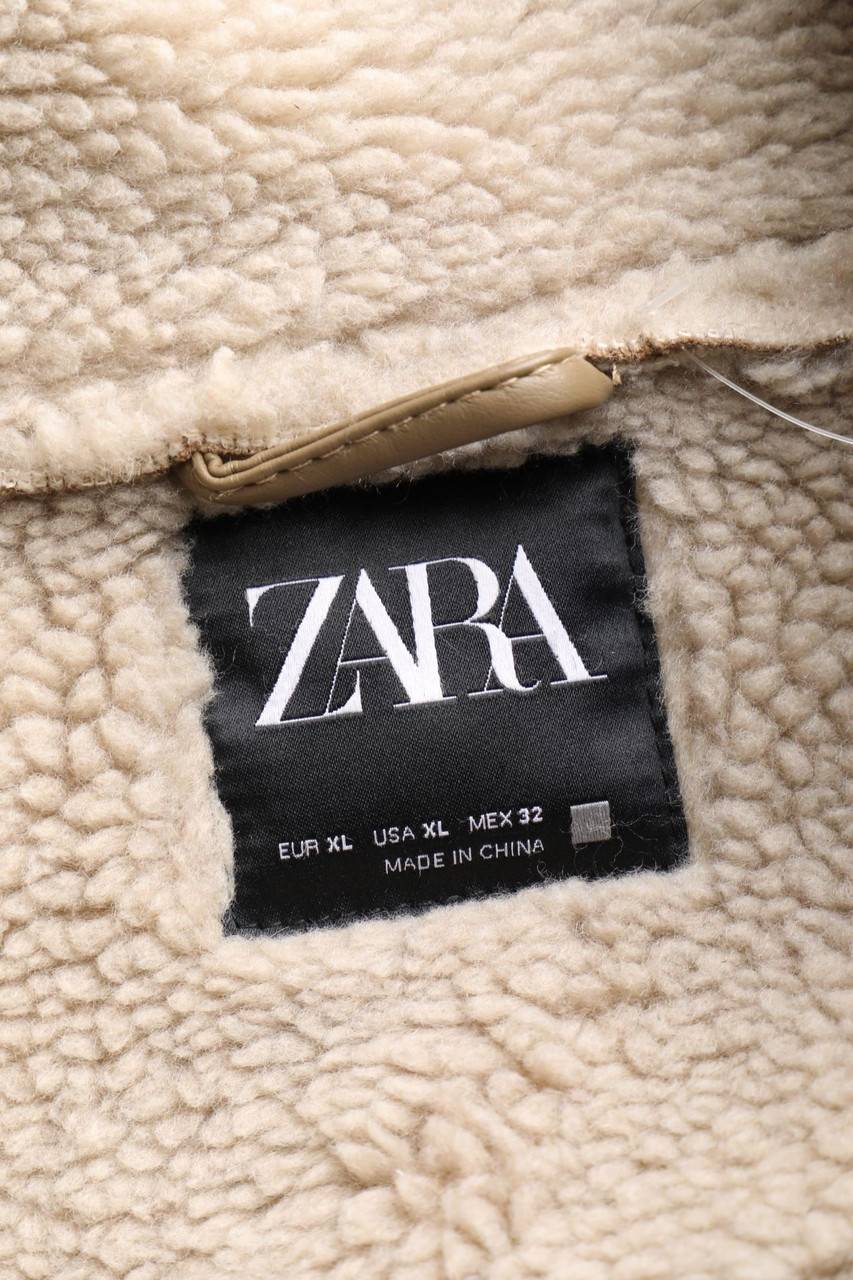 Carou ZARA Faux Shearling-Jacke Mit Applikationen