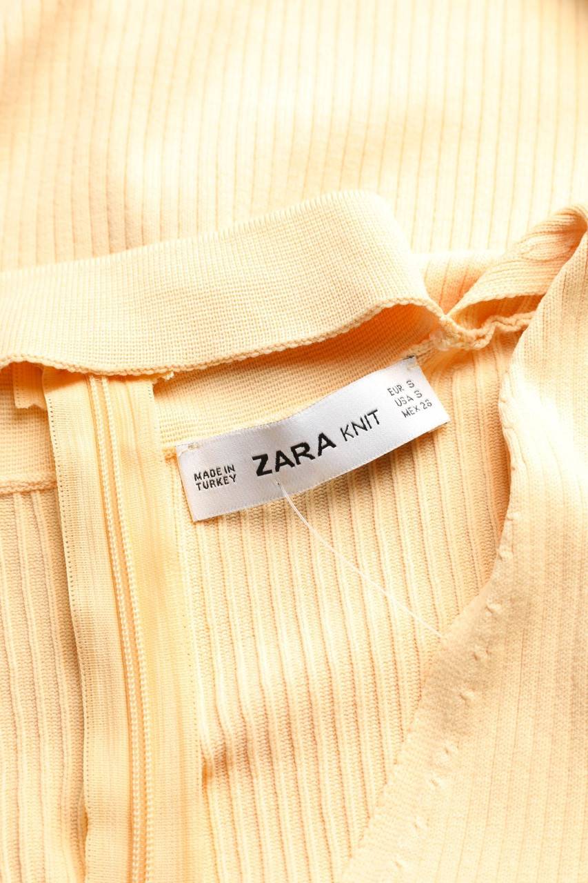 Carou Zara Knit Top Mit Tiefem Ausschnitt