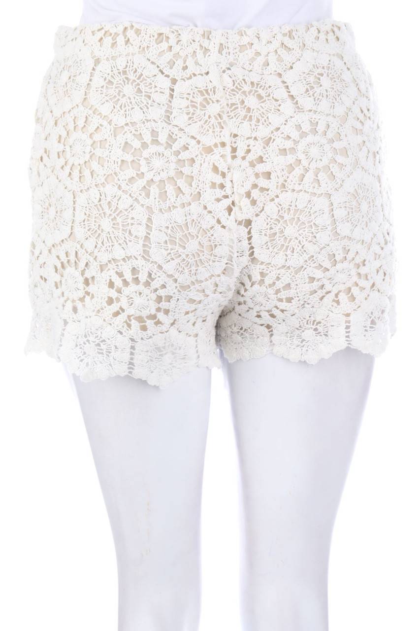 Carou ZARA Spitzen-Shorts