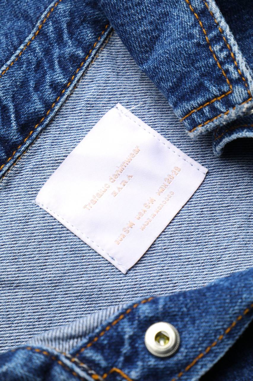 Carou ZARA TRF Destroyed-Jeans-Mantel Mit Patches