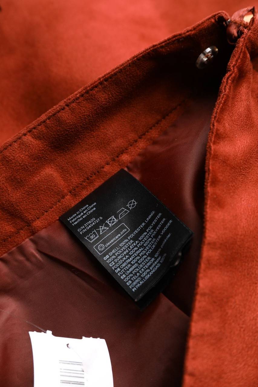 Carou H&M DIVIDED Faux Leather-Mini-Rock Im 60s-Style