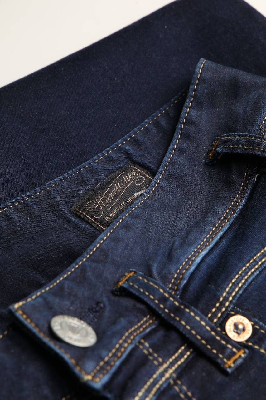 Carou Herrlicher Distressed Skinny-Jeans Mit Logo-Badge
