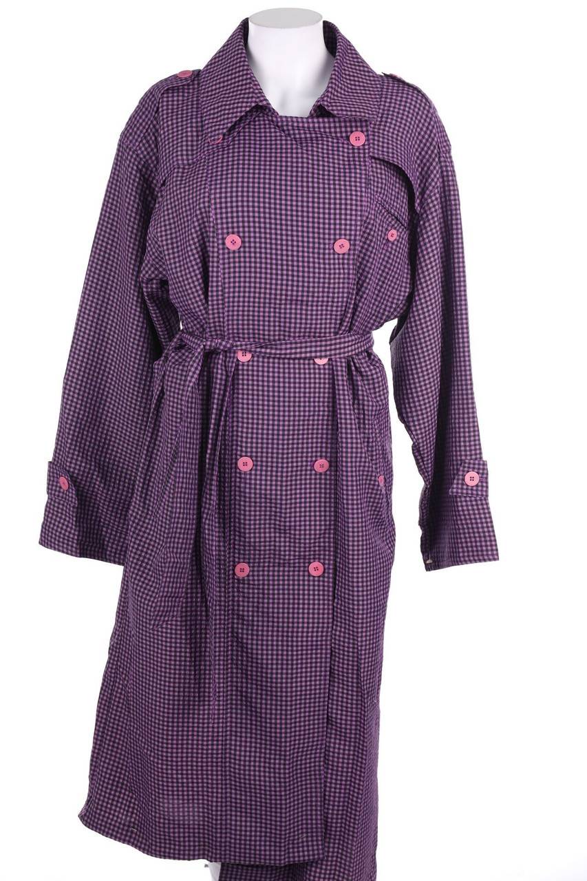 Carou Ohne Label Zweireiher-Mantel mit Schulter-Riegeln