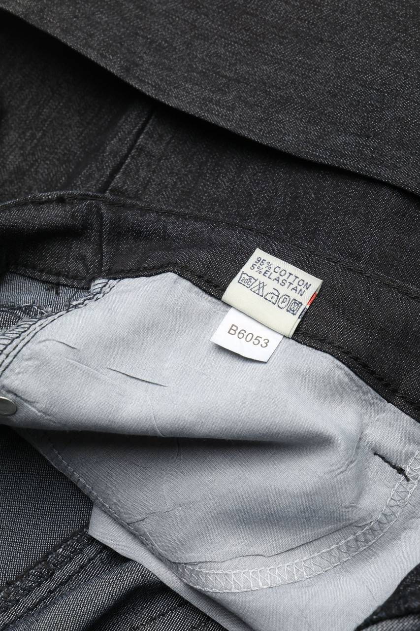 Carou SECONDHAND Straight Cut Jeans Mit Stickereien